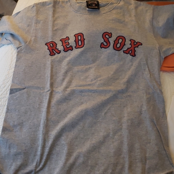 Red Sox t-shirt - Picture 2 of 2